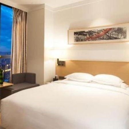 Ramada Encore By Wyndham Chongqing Yubei Экстерьер фото